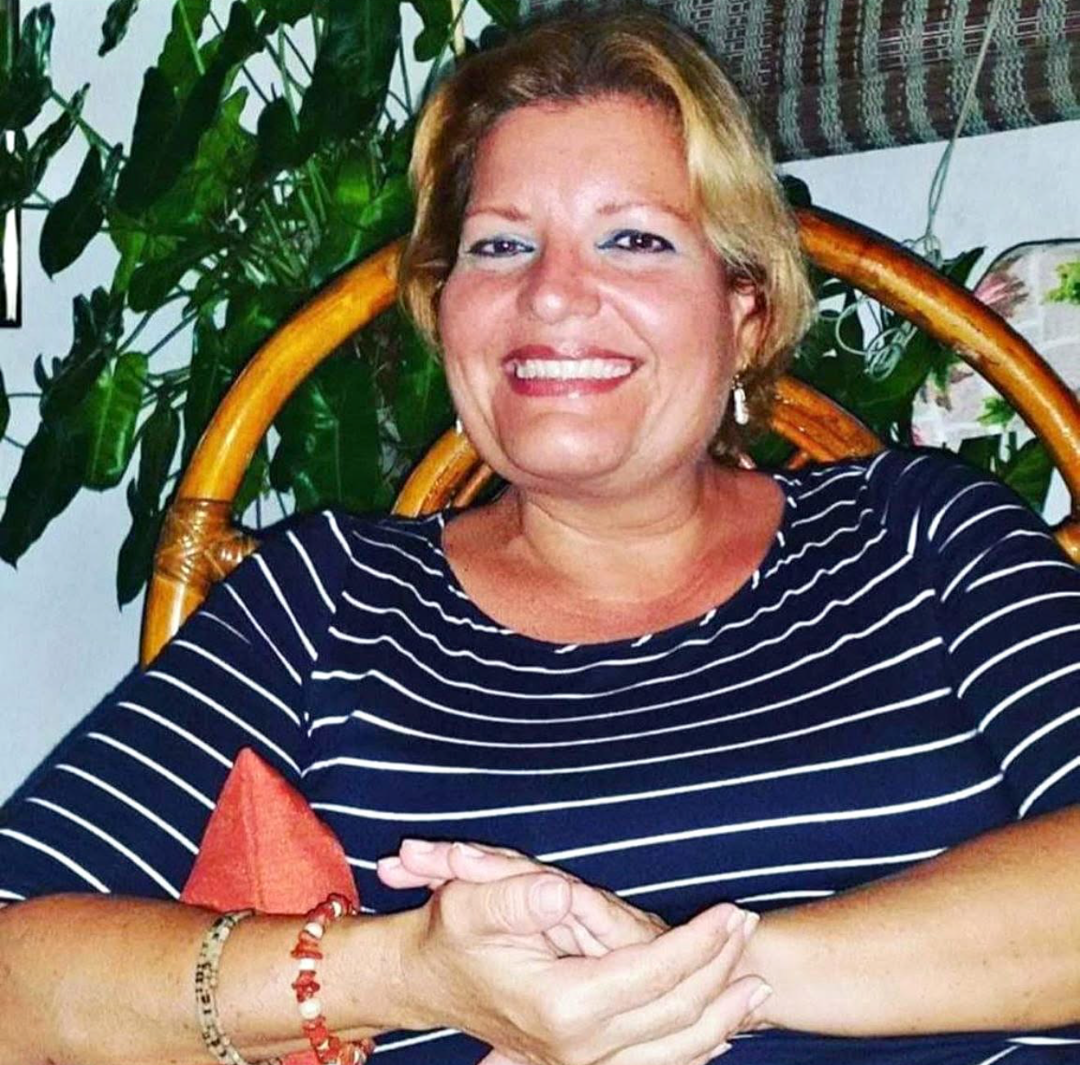 Legna Elvira Chiquin Cabruja