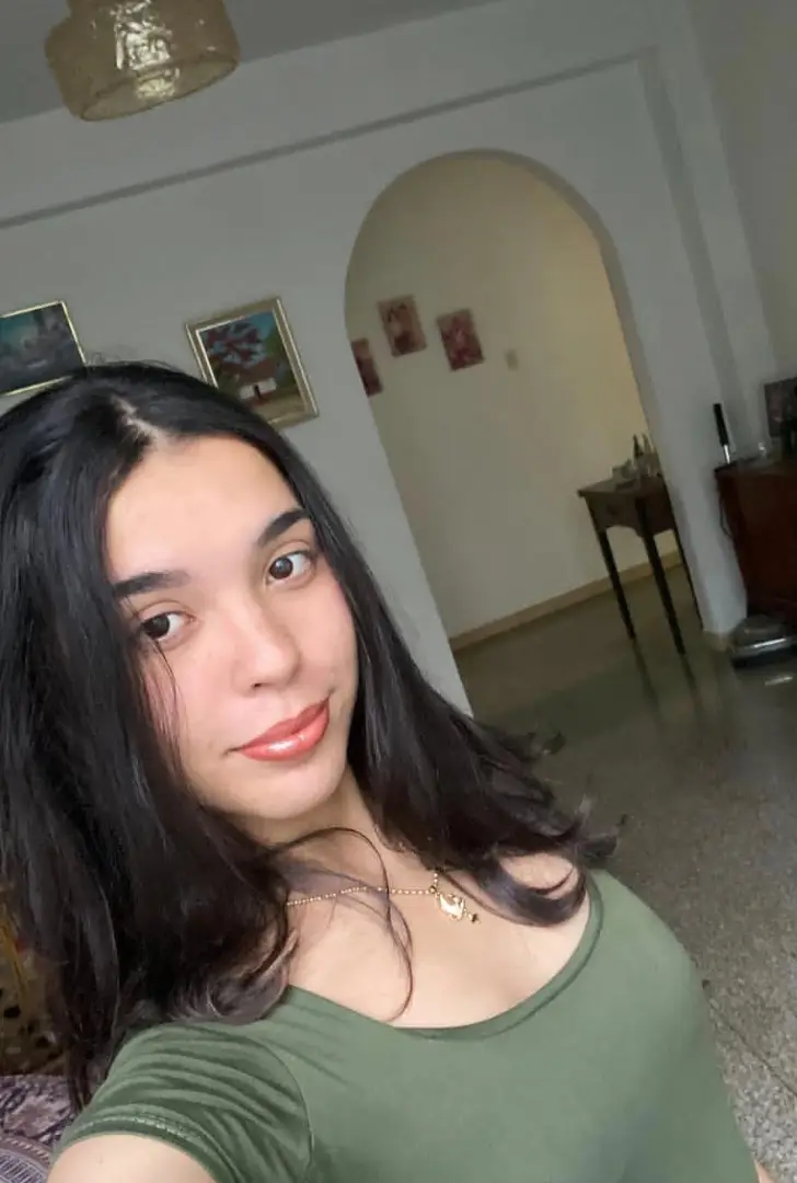 Emely Lucero Gonçalves