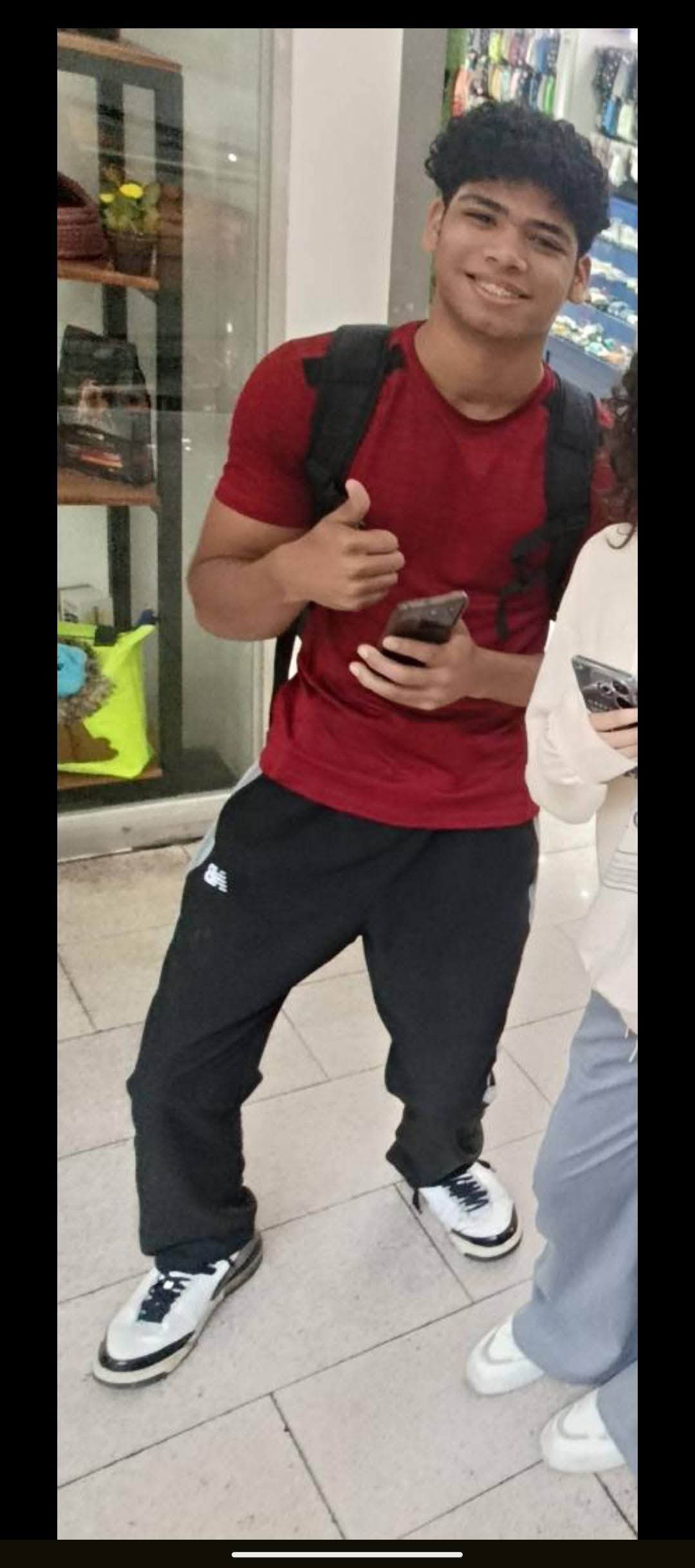 CARLOS SÁNCHEZ