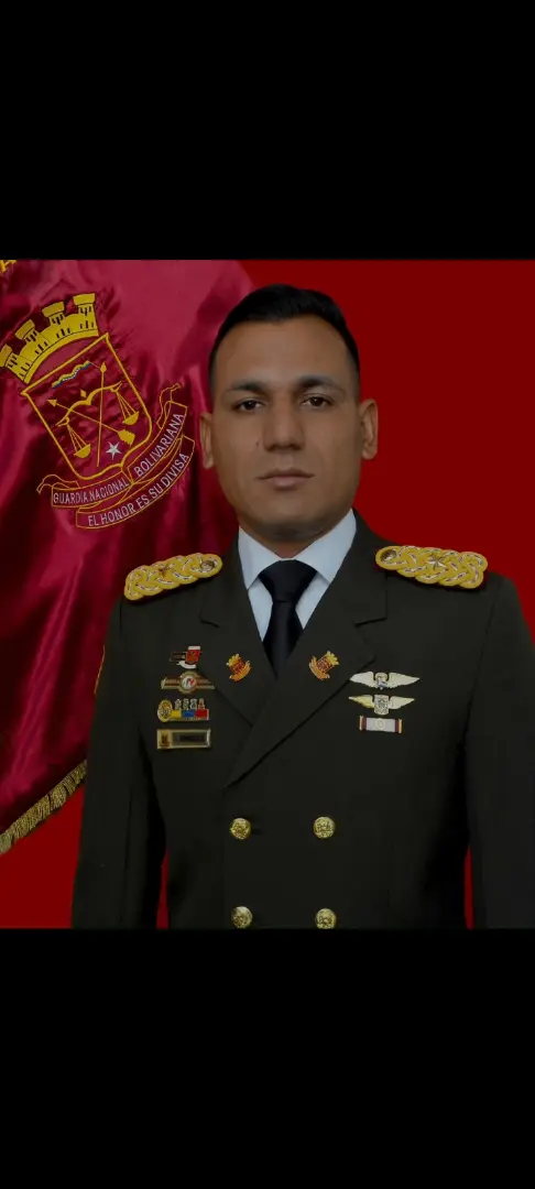 LUIS ERNESTO DOMÍNGUEZ