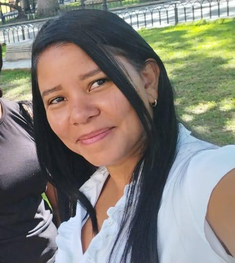 Daniela carolina Olivo tagliaferros