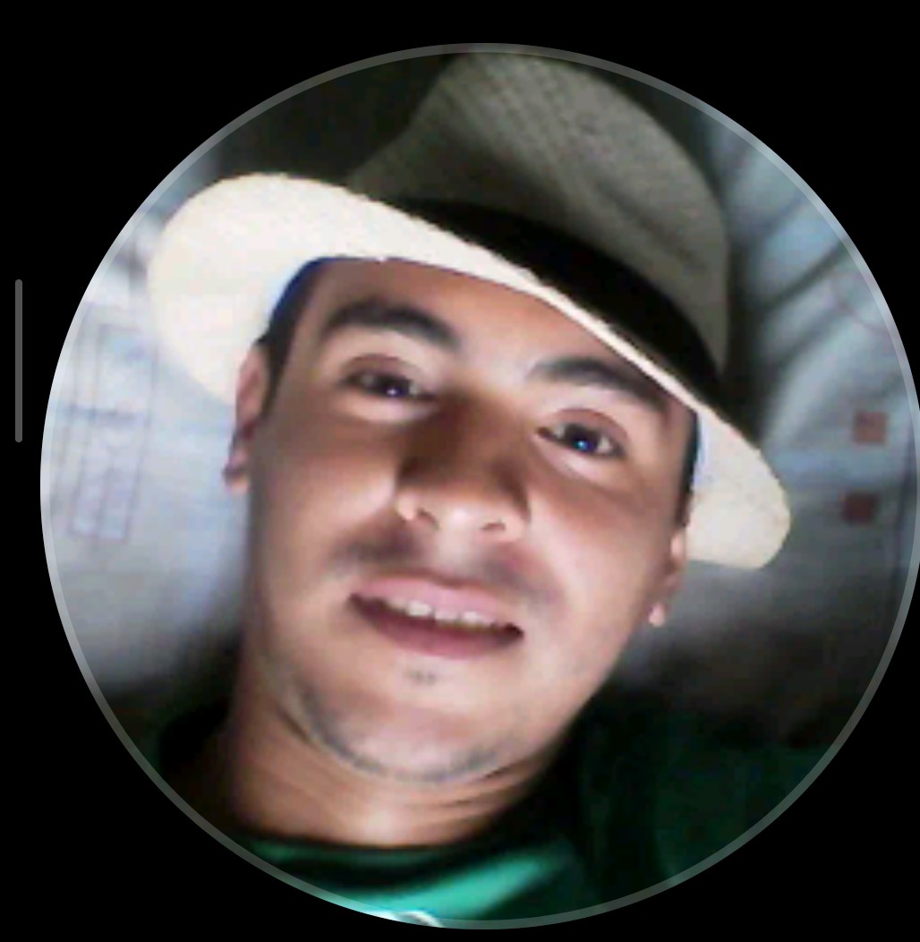 Sneyker Javier Largo Piña
