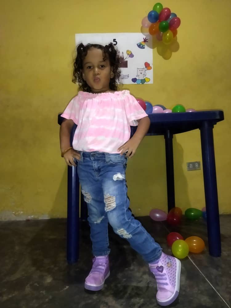 Lia Isabella González moronta