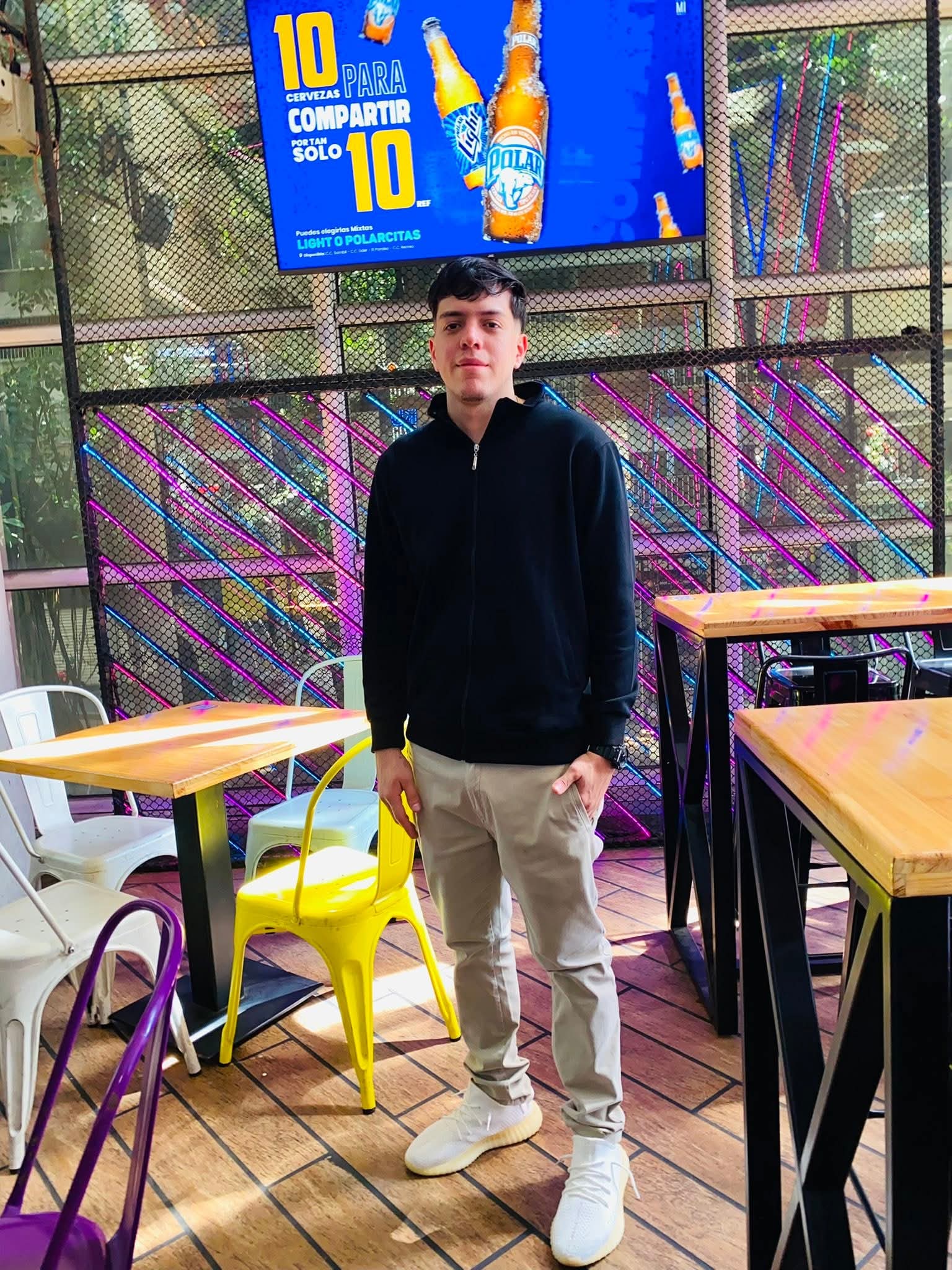 Yhonny Alejandro Rosales