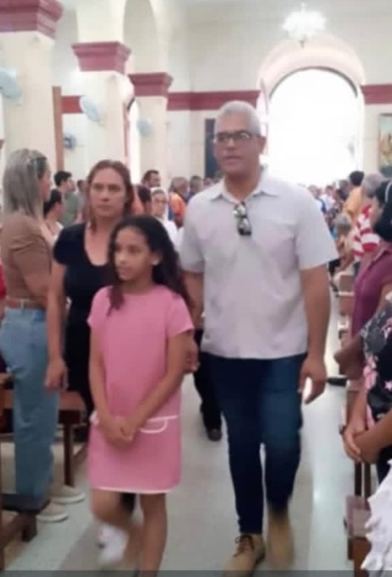 Donny Silva, Yasmin Omaña y Sophia Silva