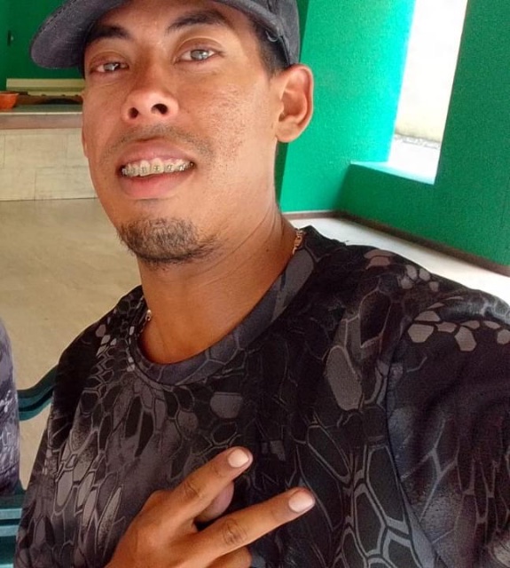 Carlos Leon