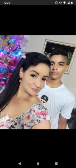 Naikelys García (mas sus 2 hijos)