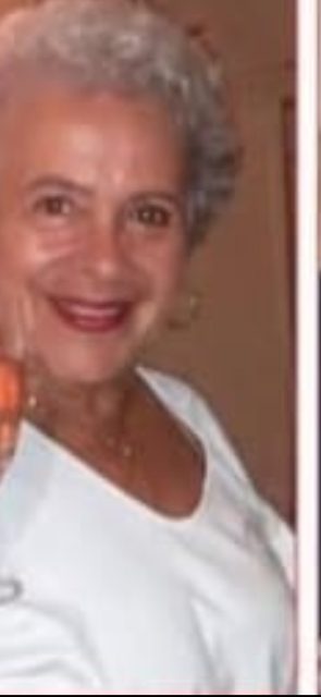 Nelly Barreto de Salas