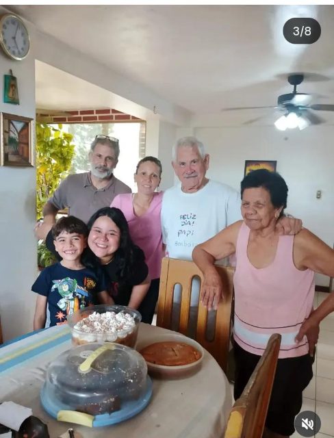 Juan Gonzalez-Carmen Luisa-Magdalena-Carlos -Barbara Gonzalez