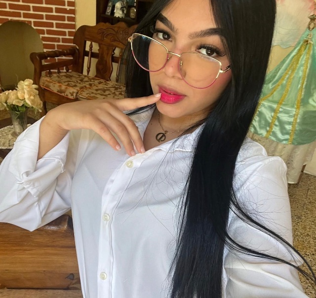 Adriana Morales