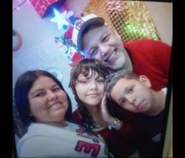 Diana marchan, luis armando bogan, denisse bogan, dereck bogan
