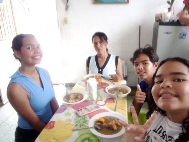 Nestmary. Nestmar. Alejandro. Luz Maria