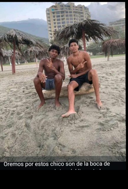 Wilber palacios y Oliver madera