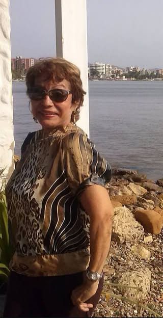 GLADYS ÁLVAREZ