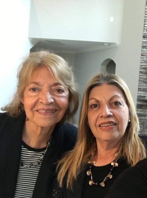 Dulce y Gladys avila