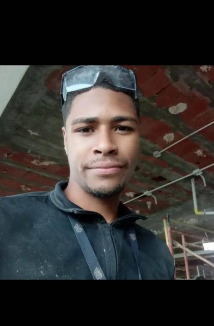 Deivis armas puertas