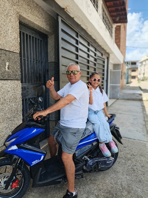 Abelardo Moreno y Adana Moreno