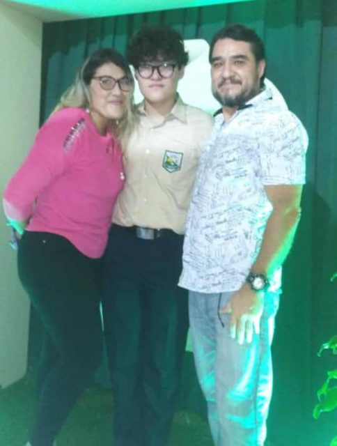 Martin Javier Hernández y maria Francia Ayala y su hijo Ezequiel Hernández