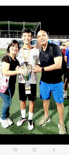 Berna Solórzano, Ronald Moisés y Rony Álvarez