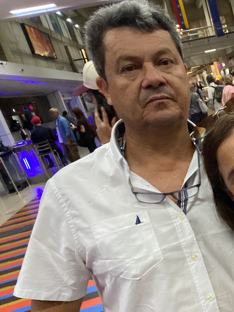 Vianeys Alberto Diaz