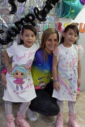 Yohenderlys Boada, henderlys Boada y la mamá Yocelis Soto