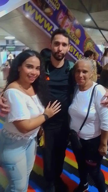 Eglee Castillo