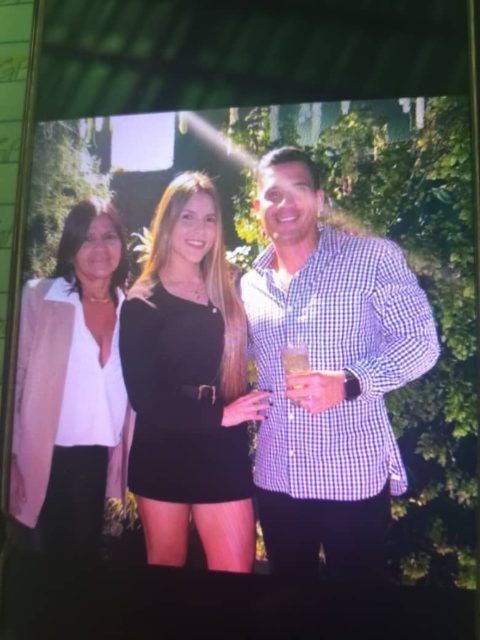 Maribel Requena y sus hijos Nacer alexander y Coraima