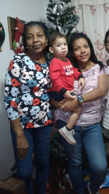 Milagros angel, su hijo Luis Fernando
