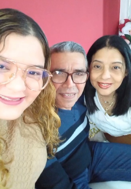 María, Jesús y Tamara Rosas