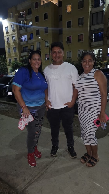 Lizbet colmenares y lizet colmenares