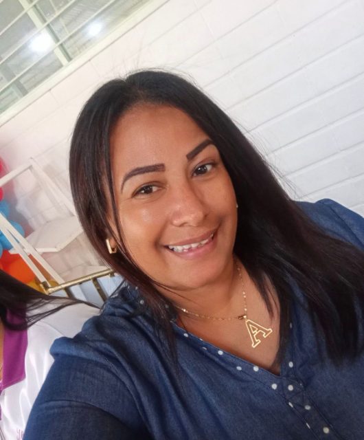 Adriana Espinoza