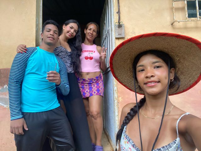 Cintharet Esteves