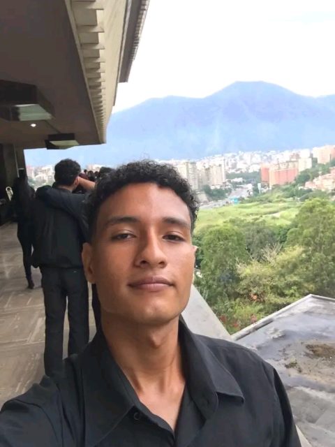 Israel Monasterio