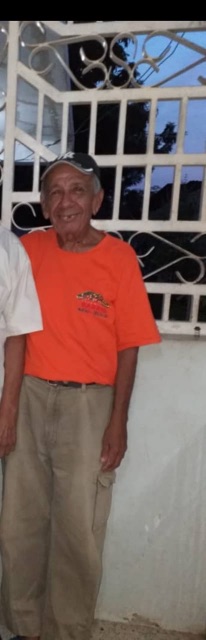 Oscar mora