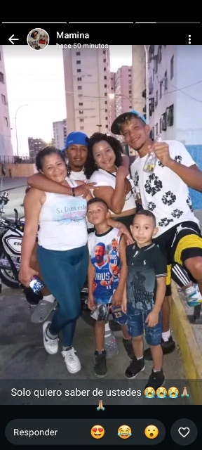 Yorgelis mosqueda Antoni Mosqueda Sara Elena mosqueda Yohandri EnManuel Mosqueda Cedric Báez Yorwin Mosqueda En los edificios de Luisa caseres de arismendi Se encontraban en: En los edificios de Luisa caseres de arismendi Catia la mar