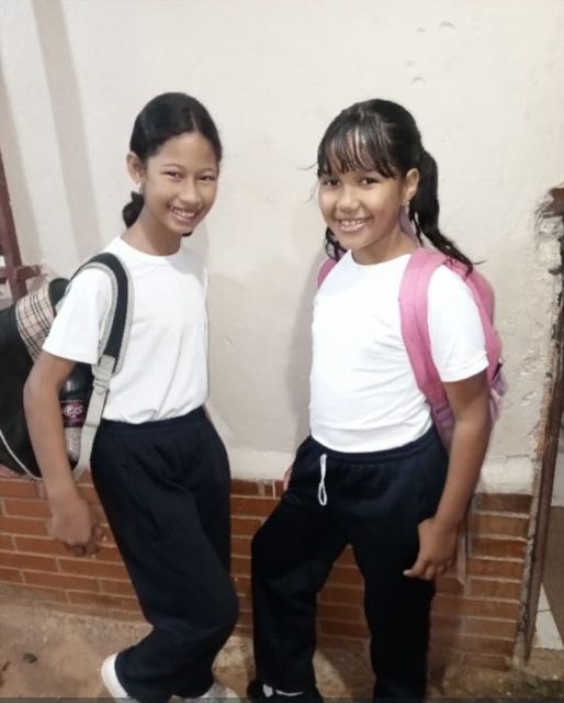 Anthonella Valentina morales Caripa Abril Valentina Silva caripa