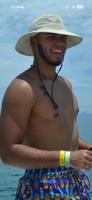 VÍCTOR LIENDO